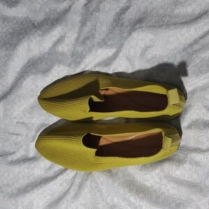 Stylish Yellow Women's Slip-On Shoes